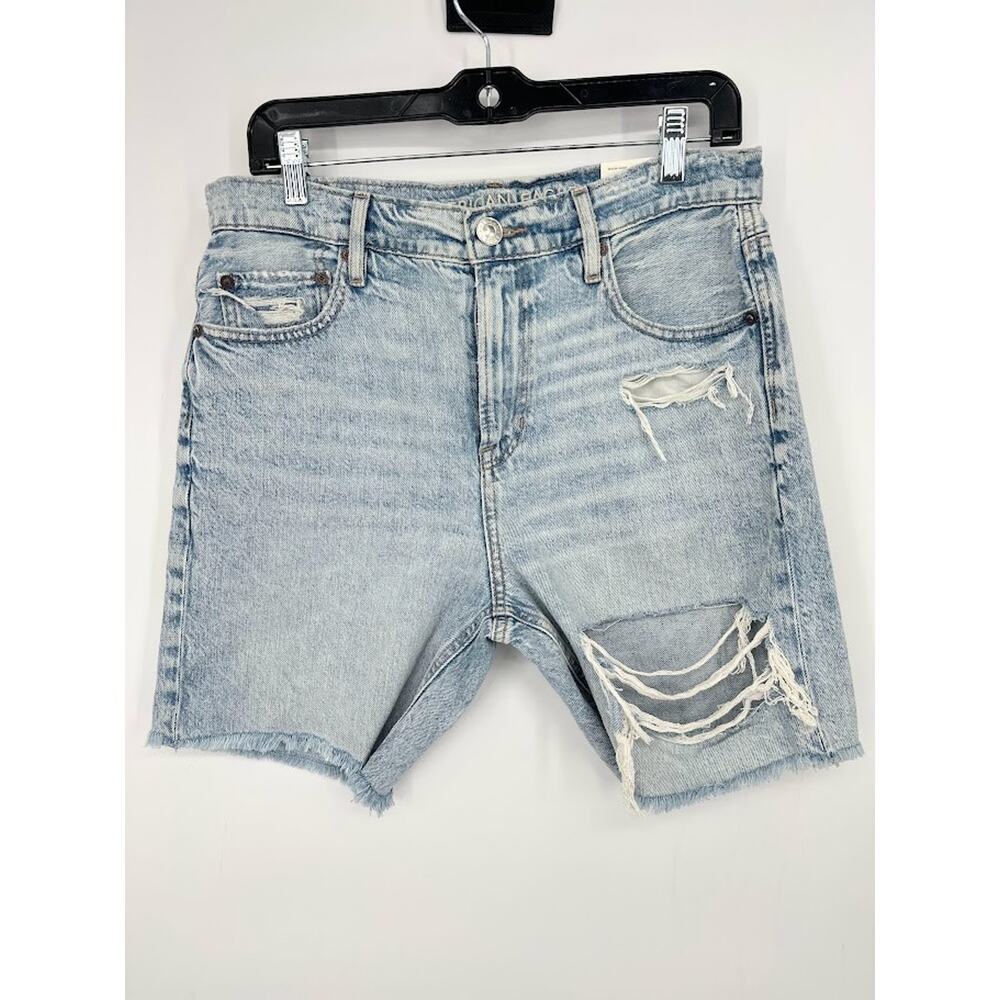 American Eagle Low Rise Denim Jean Skater Shorts Women Size 4 Distressed Raw Hem